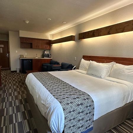 Microtel Inn And Suites By Wyndham Miami Ok Luaran gambar