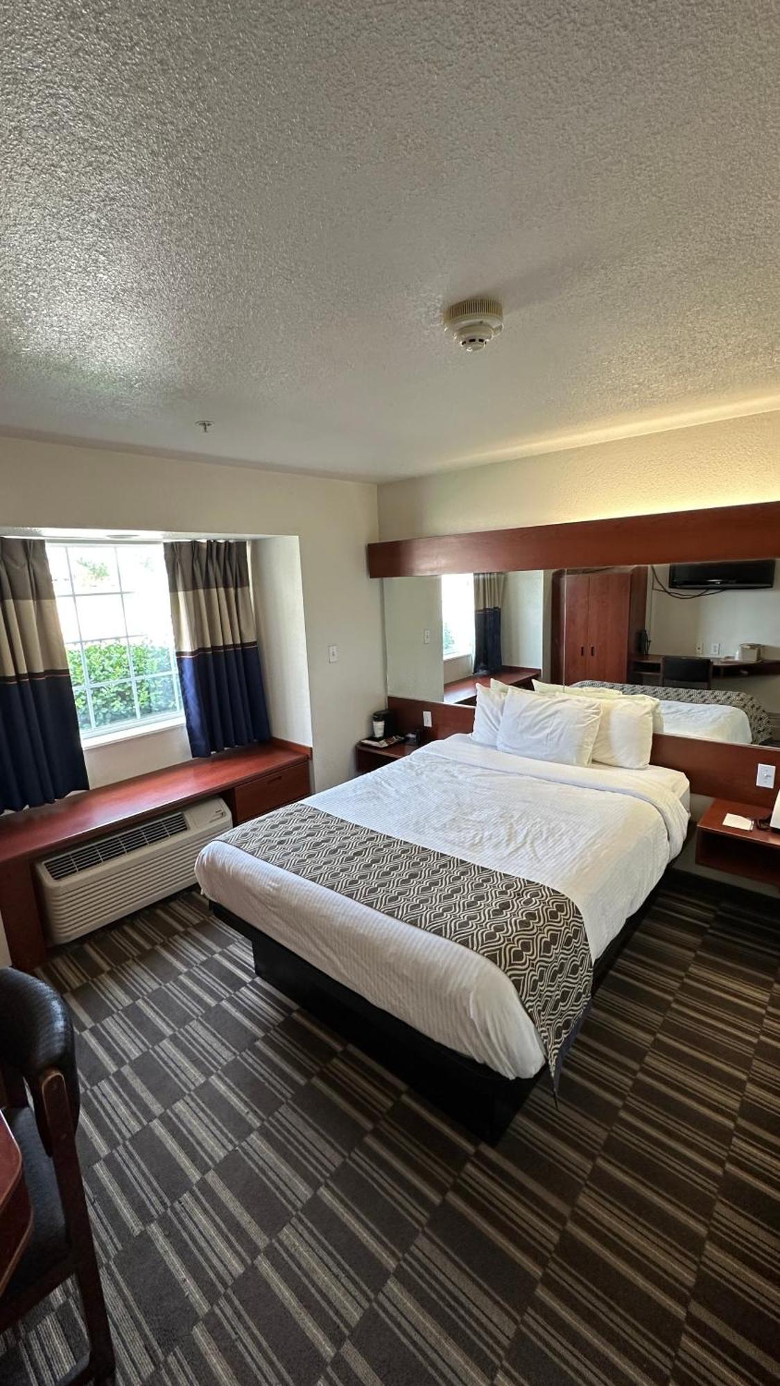 Microtel Inn And Suites By Wyndham Miami Ok Luaran gambar