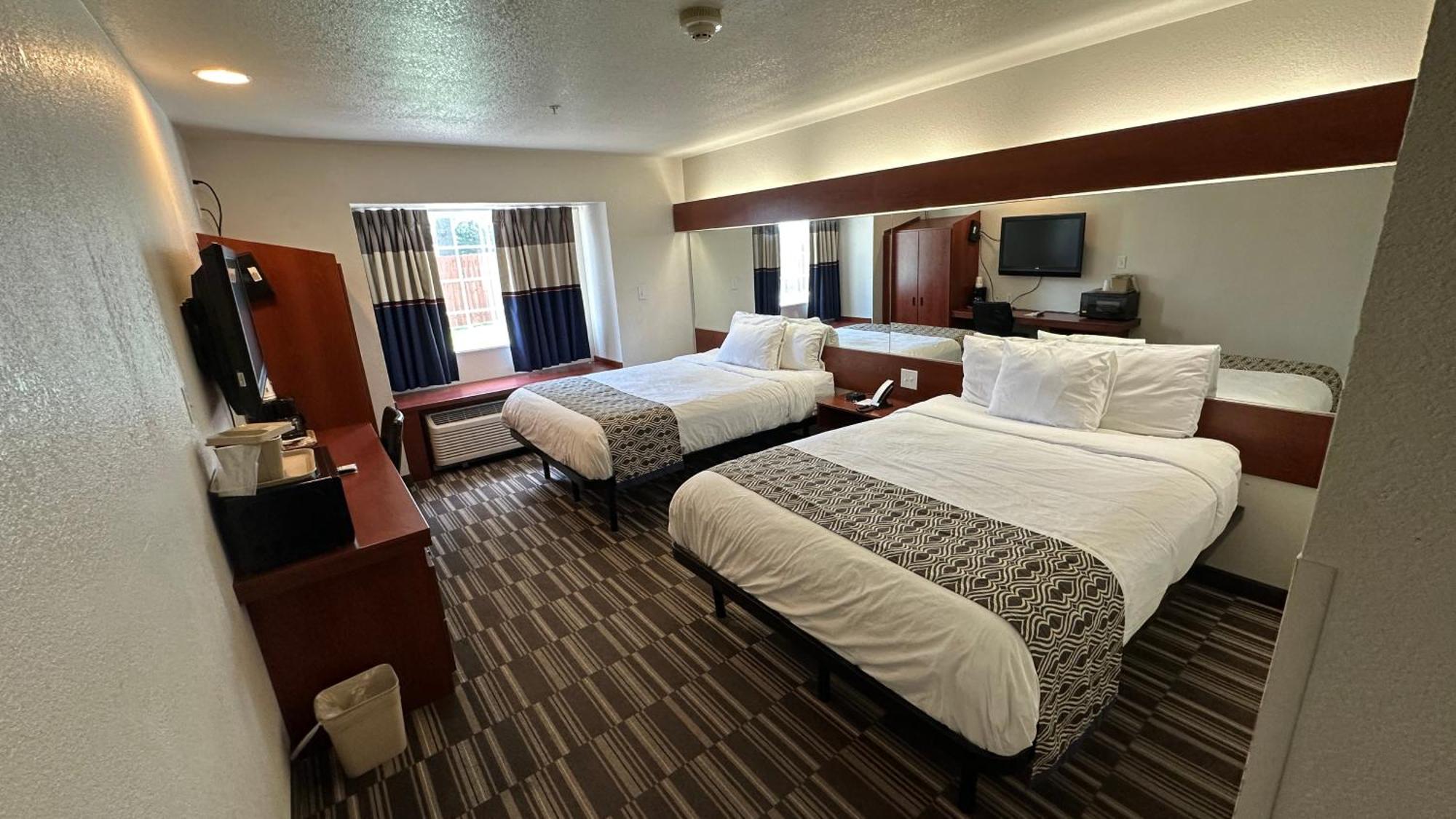 Microtel Inn And Suites By Wyndham Miami Ok Luaran gambar